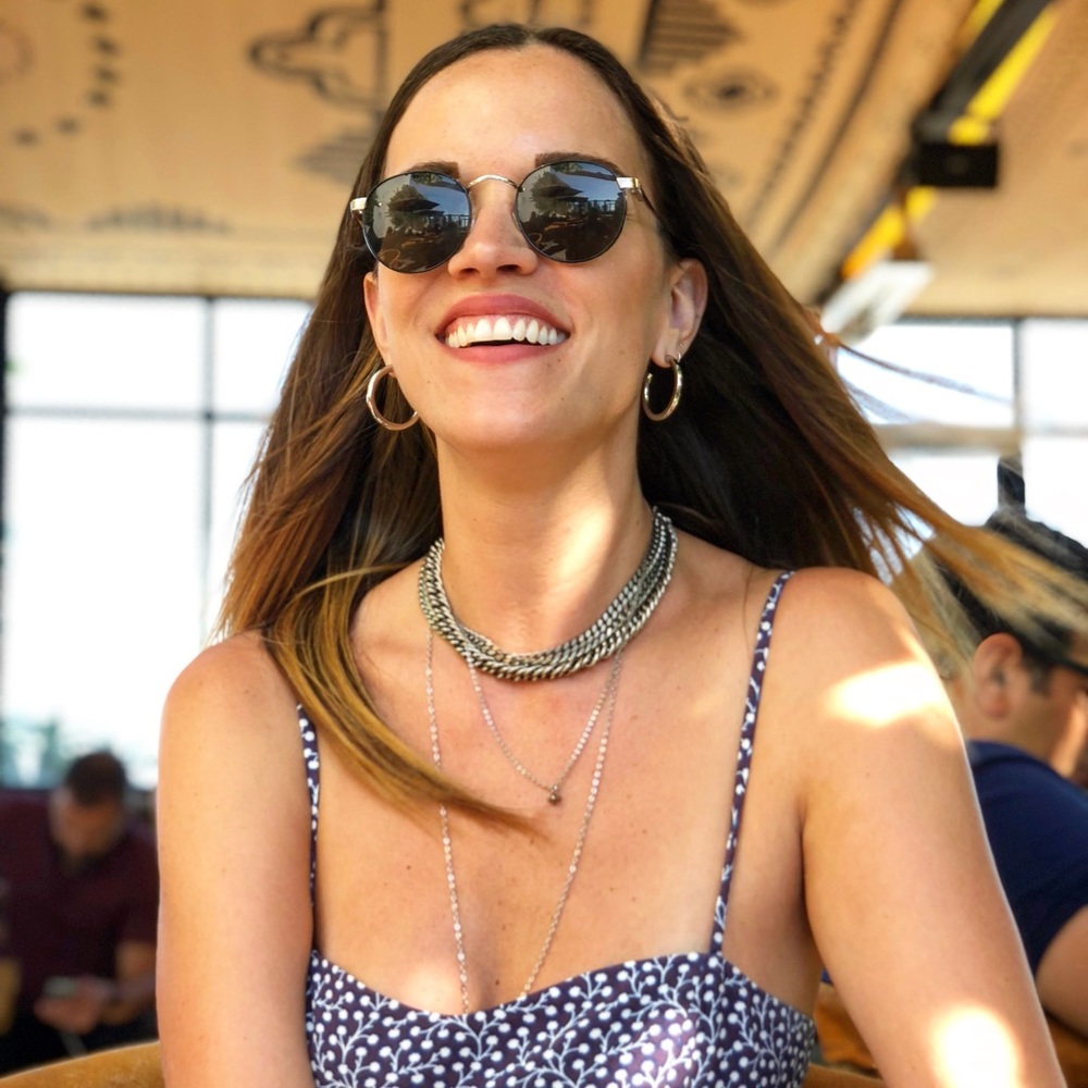 Meet your Posher, Jenny